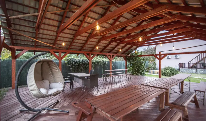 Sweet-Life Wellness Apartman Egerszal�k - Augusztus 20.