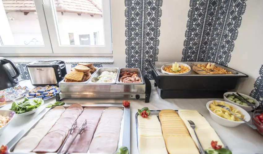 Sweet-Life Wellness Apartman Egerszal�k - Augusztus 20.