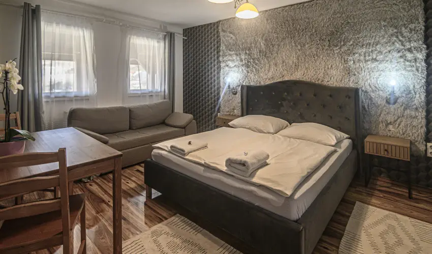Sweet-Life Wellness Apartman Egerszal�k - Augusztus 20.