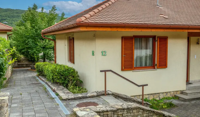 Szalajka Liget Hotel �s Apartmanh�zak Szilv�sv�rad - Augusztus 20. (min. 2 �j)