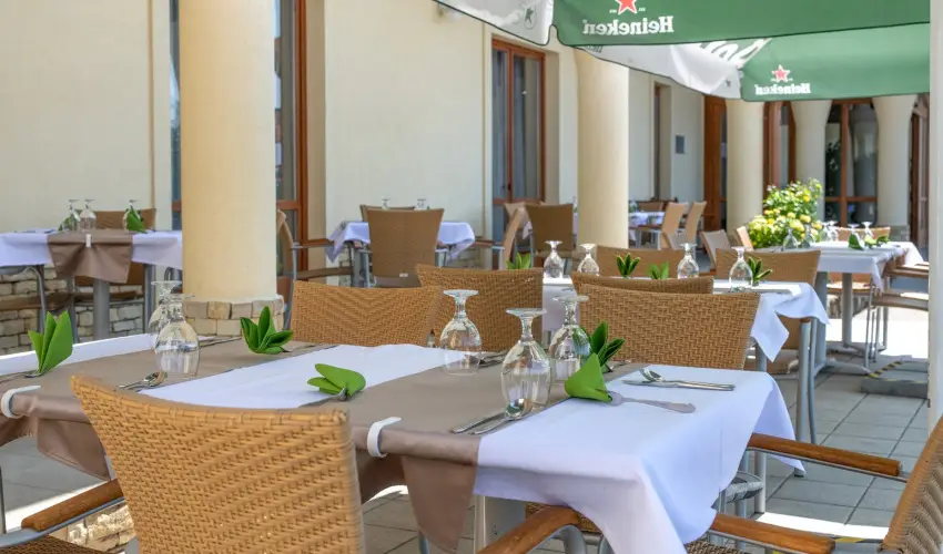 Szalajka Liget Hotel �s Apartmanh�zak Szilv�sv�rad - Augusztus 20. (min. 2 �j)
