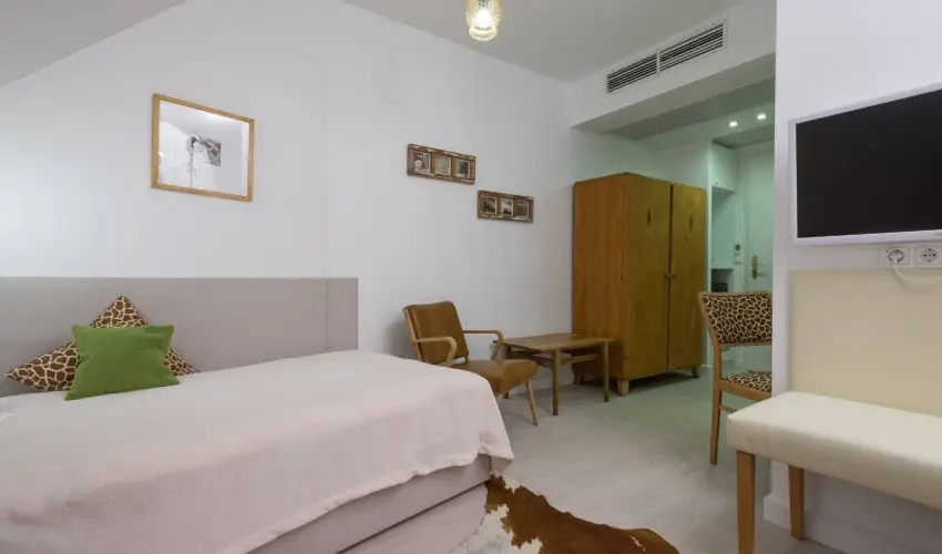 Sz�rcsa Hotel Sz�kesfeh�rv�r - Augusztus 20.