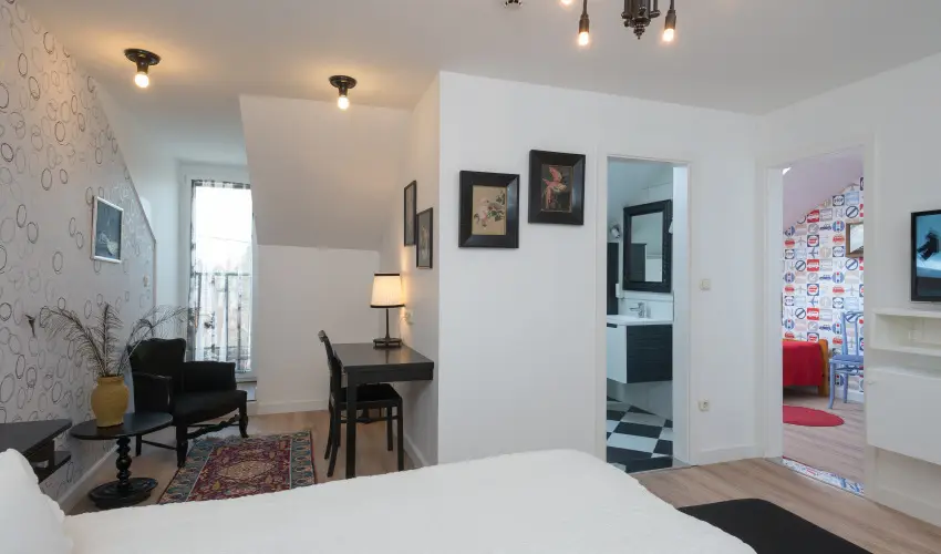 Sz�rcsa Hotel Sz�kesfeh�rv�r - Augusztus 20.