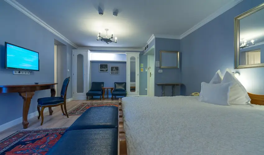 Sz�rcsa Hotel Sz�kesfeh�rv�r - Augusztus 20.