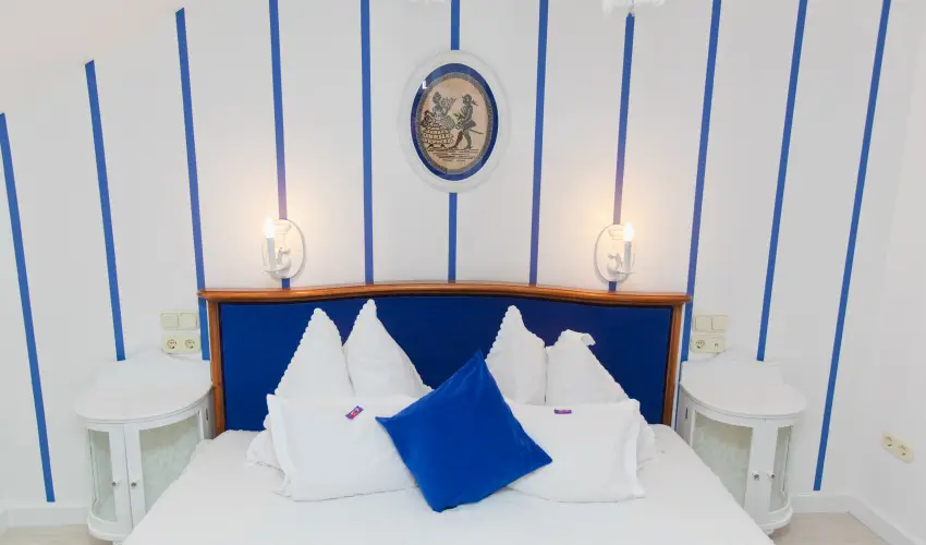 Sz�rcsa Hotel Sz�kesfeh�rv�r - Augusztus 20.