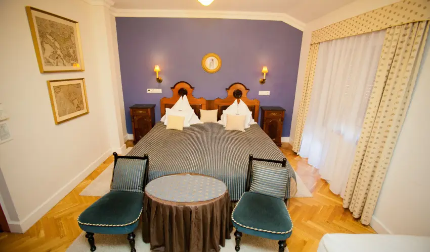 Sz�rcsa Hotel Sz�kesfeh�rv�r - Augusztus 20.