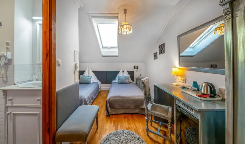 Sz�rcsa Hotel Sz�kesfeh�rv�r - Augusztus 20.