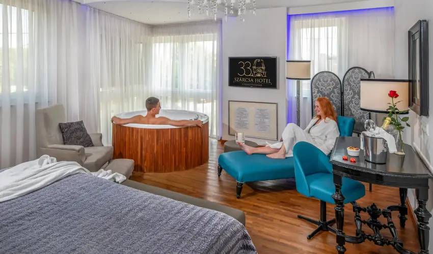 Sz�rcsa Hotel Sz�kesfeh�rv�r - Augusztus 20.