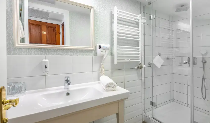 Sz�rcsa Hotel Sz�kesfeh�rv�r - Augusztus 20.