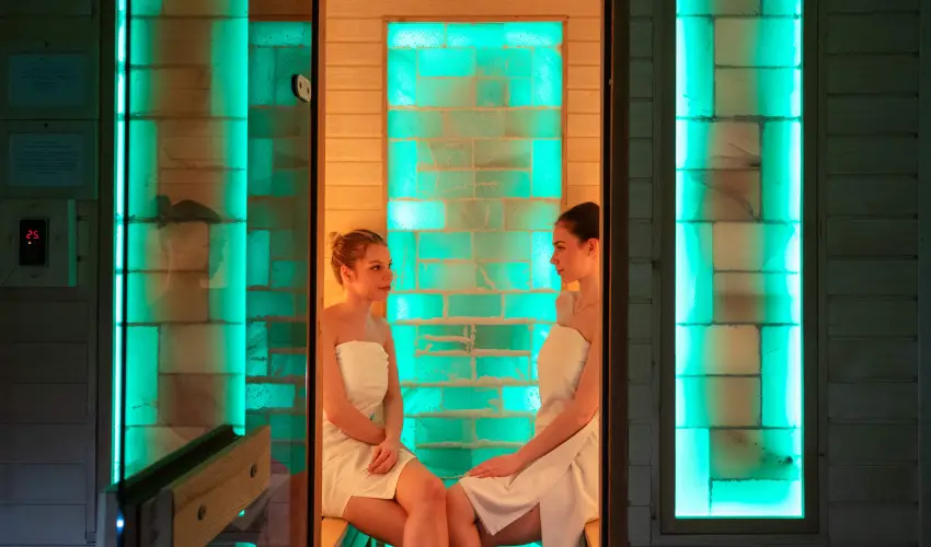 Sz�rcsa Hotel Sz�kesfeh�rv�r - Augusztus 20.