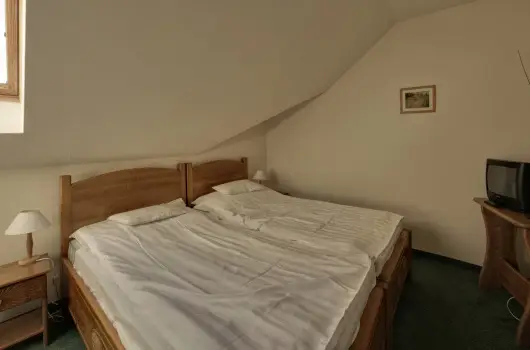 Szent Hubertus Panzi� - Augusztus 20. (min. 2 �j)