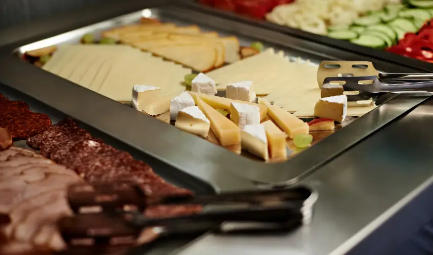 Hotel Adalbert - Szent Gyrgy Hz Esztergom - Augusztus 20.  (min. 3 j)