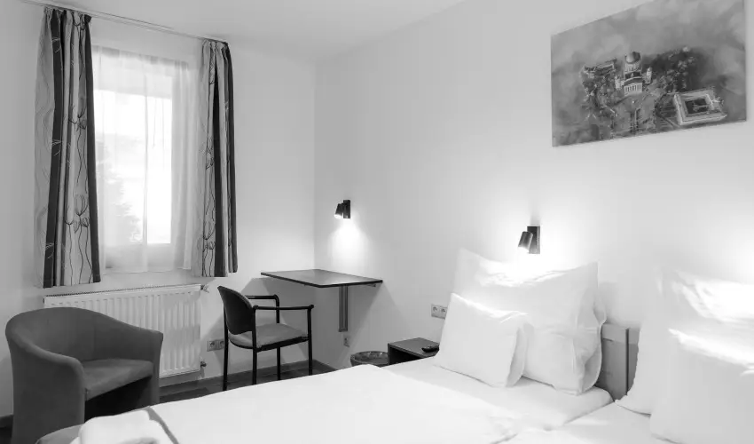 Hotel Adalbert - Boldog Meszl�nyi Zolt�n H�z  Esztergom - Augusztus 20. (min. 3 �j)