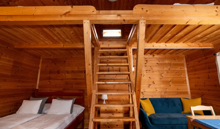 Szilv�sv�rad Camping & Apartman Szilv�sv�rad - Augusztus 20.