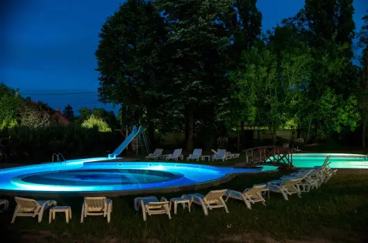 Wellness Hotel Szindb�d - Augusztus 20.