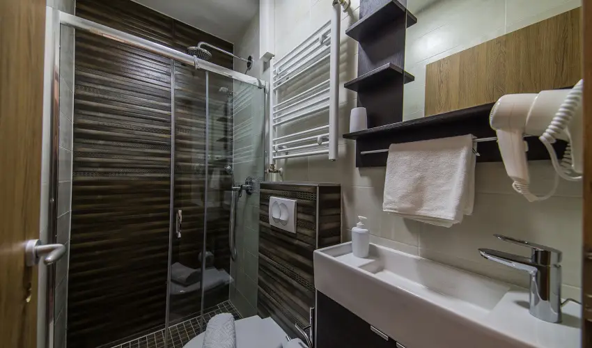 Szt�r Motel �s �tterem Balassagyarmat - Augusztus 20.