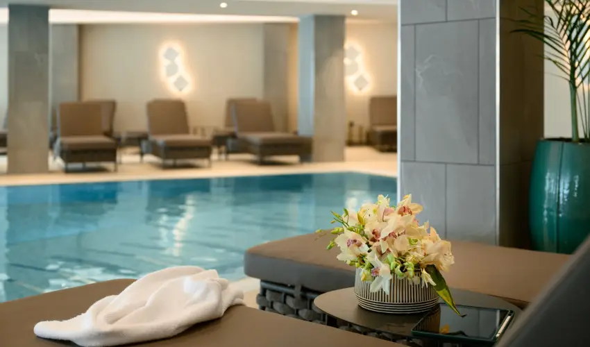 Kenese Bay Garden Resort & Conference Balatonkenese - Augusztus 20. (min. 3 j)