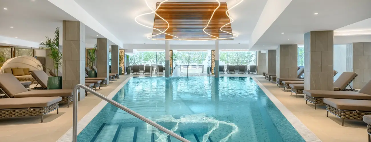 Kenese Bay Garden Resort & Conference Balatonkenese - Augusztus 20. (min. 3 j)