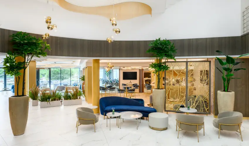 Kenese Bay Garden Resort & Conference Balatonkenese - Augusztus 20. (min. 3 j)