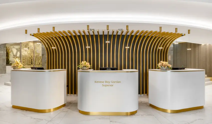 Kenese Bay Garden Resort & Conference Balatonkenese - Augusztus 20. (min. 3 j)