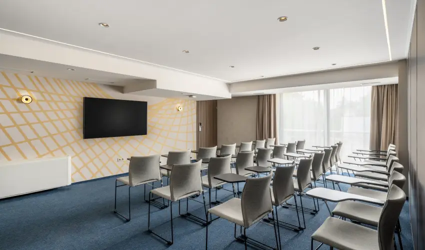 Kenese Bay Garden Resort & Conference Balatonkenese - Augusztus 20. (min. 3 j)