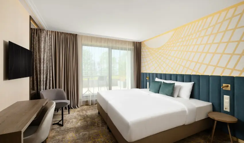 Kenese Bay Garden Resort & Conference Balatonkenese - Augusztus 20. (min. 3 j)