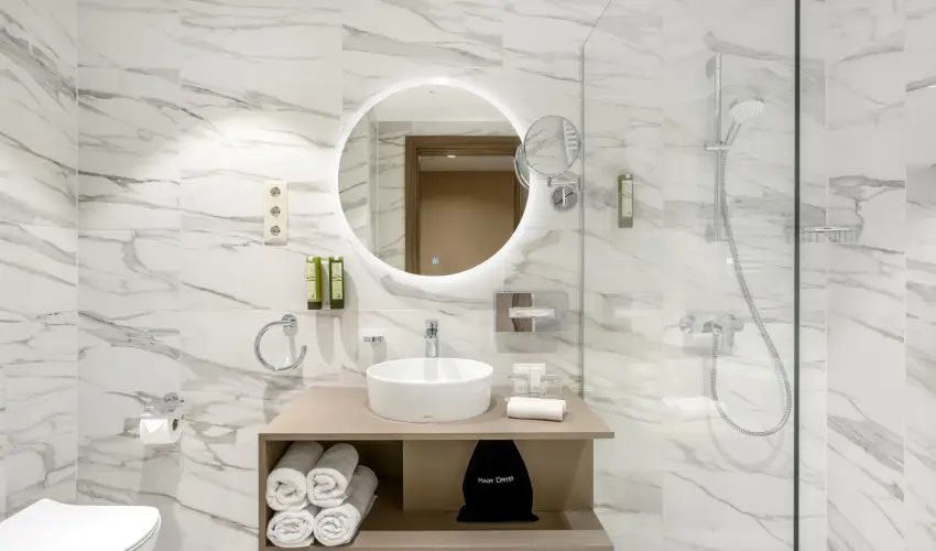 Kenese Bay Garden Resort & Conference Balatonkenese - Augusztus 20. (min. 3 j)