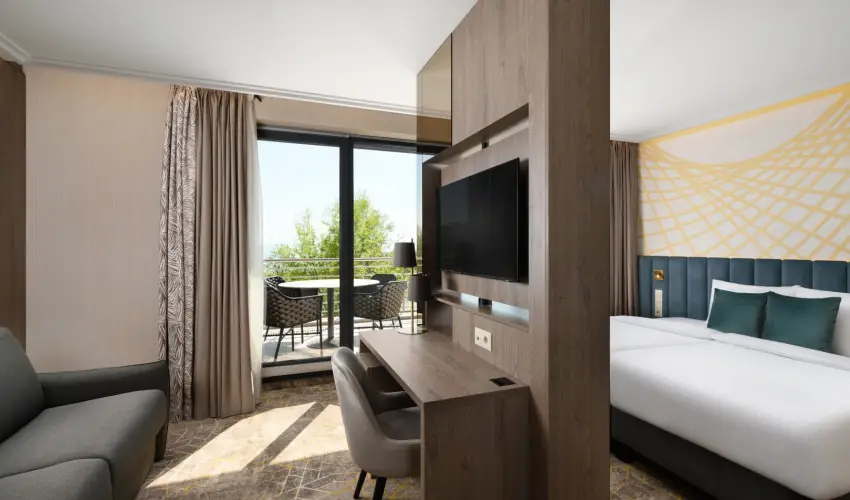 Kenese Bay Garden Resort & Conference Balatonkenese - Augusztus 20. (min. 3 j)