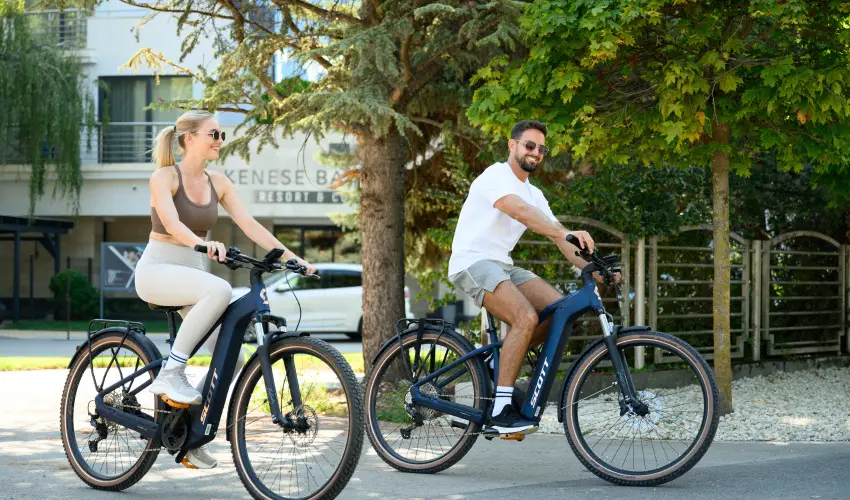 Kenese Bay Garden Resort & Conference Balatonkenese - Augusztus 20. (min. 3 j)