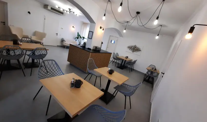 Svirg Terml Panzi Hajdnns - Augusztus 20.