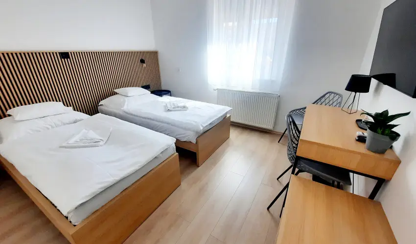 Svirg Terml Panzi Hajdnns - Augusztus 20.