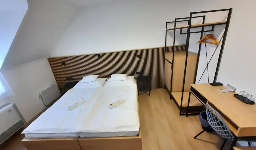 Svirg Terml Panzi Hajdnns - Augusztus 20.