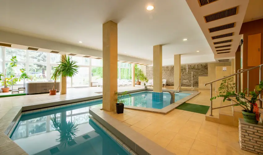 Hotel FIT H�v�z H�v�z - Augusztus 20. (min. 2 �j)