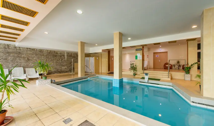 Hotel FIT H�v�z H�v�z - Augusztus 20. (min. 2 �j)