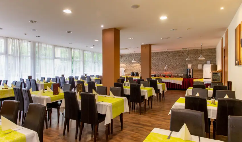 Hotel FIT H�v�z H�v�z - Augusztus 20. (min. 2 �j)