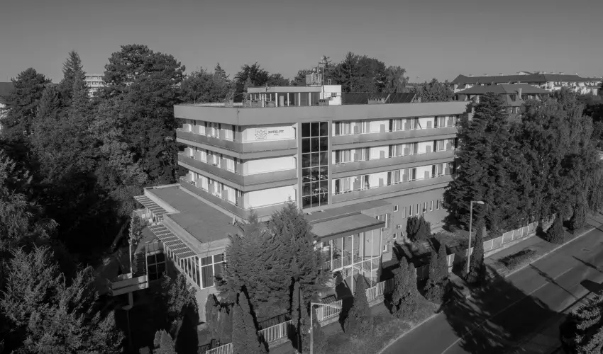 Hotel FIT H�v�z H�v�z - Augusztus 20. (min. 2 �j)