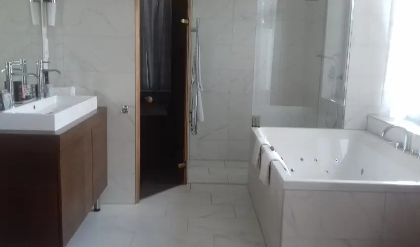 Thermal Hotel Visegrd Visegrd - Augusztus 20. - teljes elrefizetssel (min. 3 j)