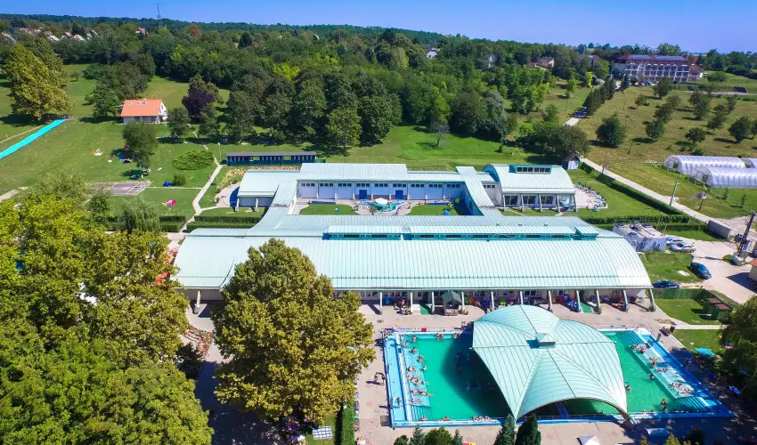 Thermal Panzi� Igal Igal - Augusztus 20. (min. 2 �j)