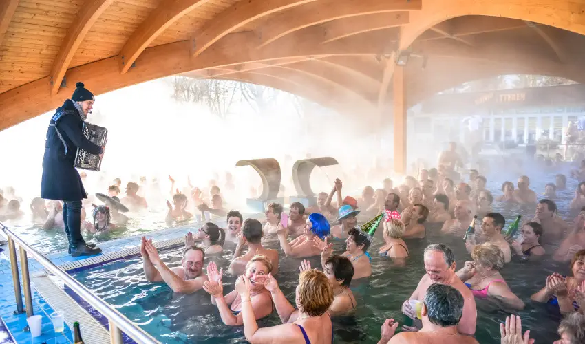 Thermal Panzi� Igal Igal - Augusztus 20. (min. 2 �j)