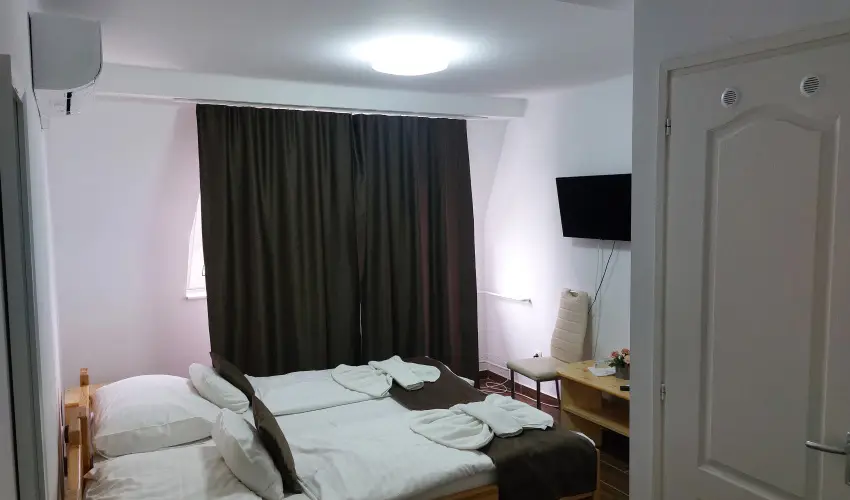 Thermal Panzi� Igal Igal - Augusztus 20. (min. 2 �j)