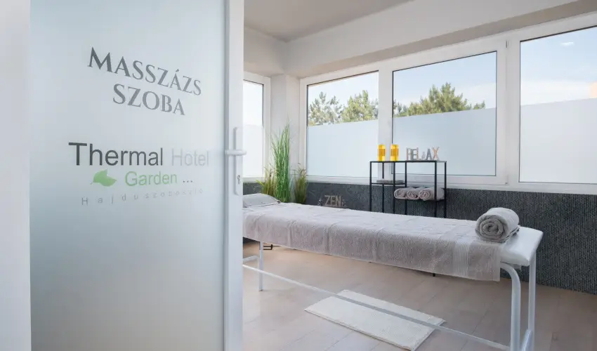 Thermal Hotel Garden Hajd�szoboszl� - Augusztus 20. (min. 3 �j)