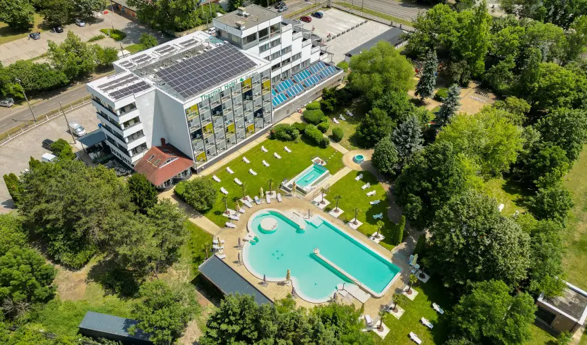 Thermal Hotel Garden Hajd�szoboszl� - Augusztus 20. (min. 3 �j)