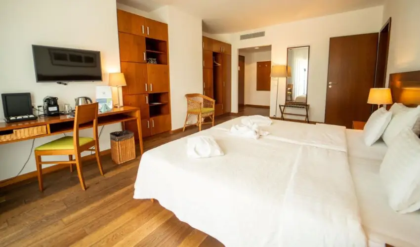 Tisza Balneum Hotel Tiszafred - Augusztus 20. (min. 3 j)