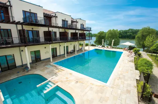 Tisza Balneum Hotel - Augusztus 20. (min. 3 j)