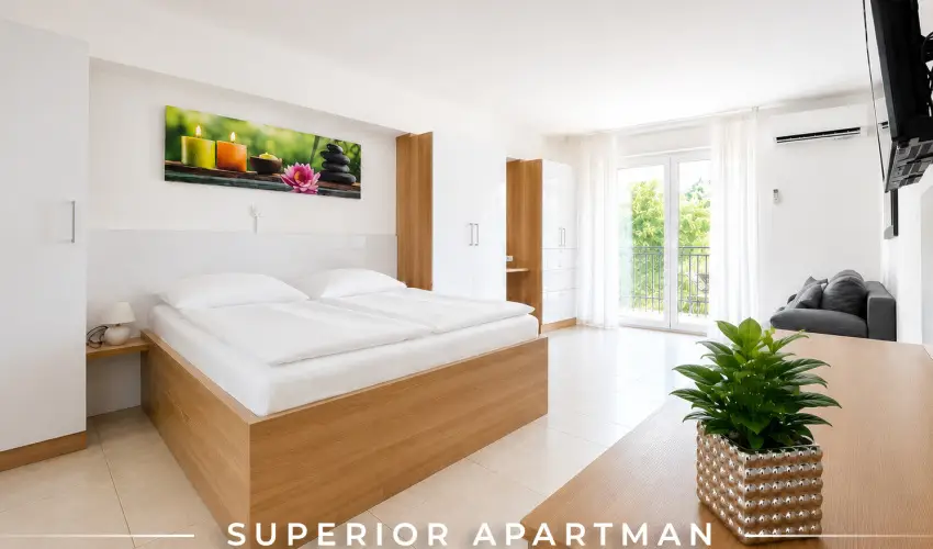 Tisza Gy�ngye Apartmanok Szeged - Augusztus 20.