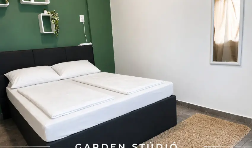 Tisza Gy�ngye Apartmanok Szeged - Augusztus 20.