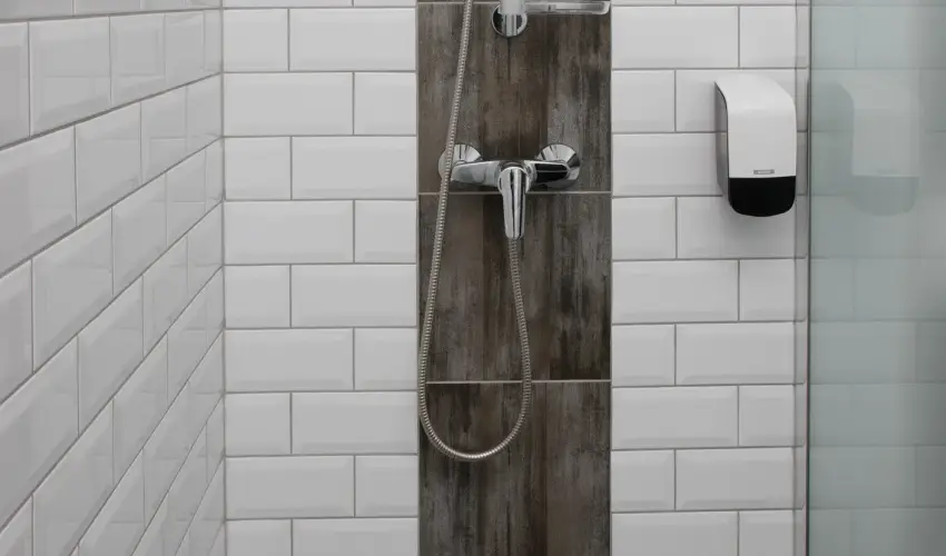 T�-Part Panzi� & Rendezv�nyk�zpont K�szeg - Augusztus 20.