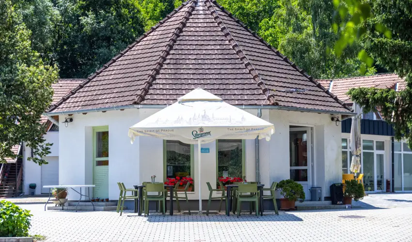 T�-Part Panzi� & Rendezv�nyk�zpont K�szeg - Augusztus 20.