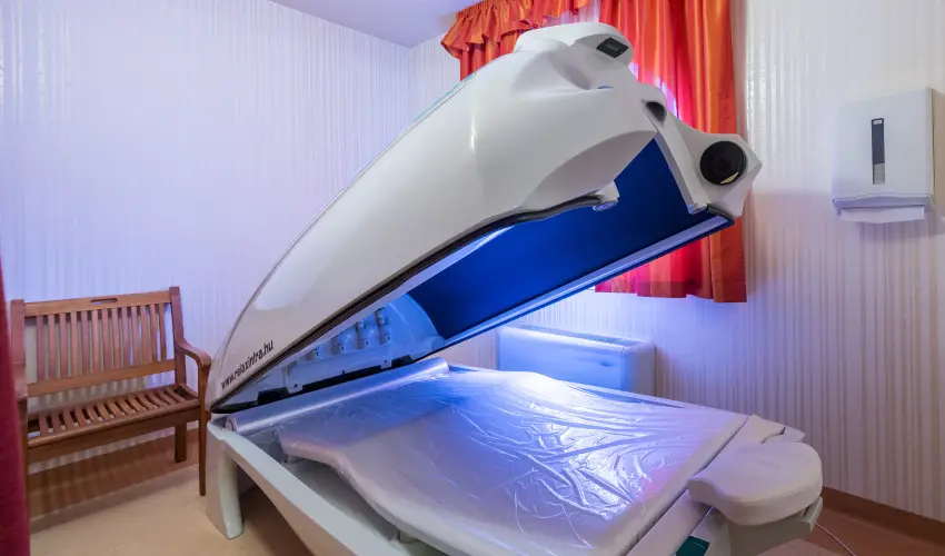 T Wellness Hotel Bnk - Augusztus 20 - hossz htvge