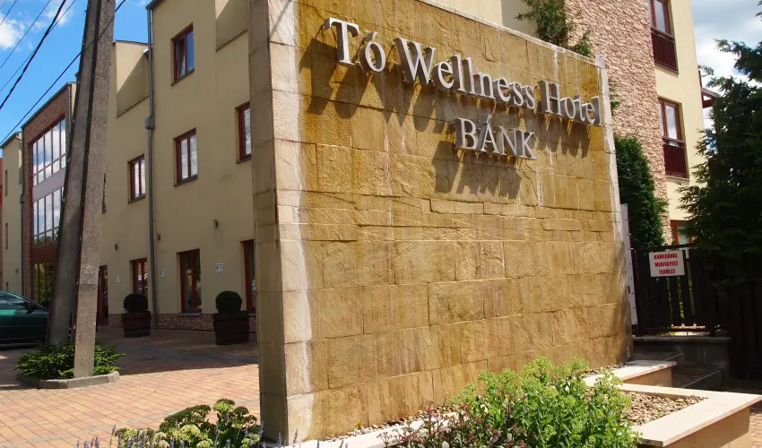 T Wellness Hotel Bnk - Augusztus 20 - hossz htvge